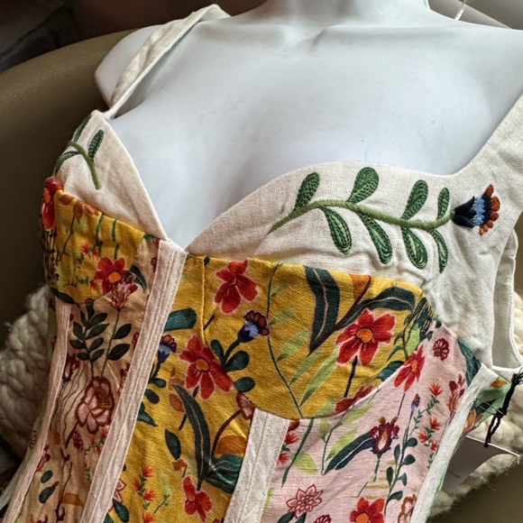 NWT Christian Lacroix patchwork panels corset bust embroidered milkmaid linen 8 - Picture 13 of 14